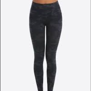 SPANX Black Camouflage Leggings